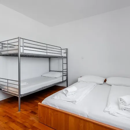 Village Apartamento Nin