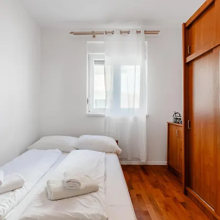 Apartment Apartment Village Nin *