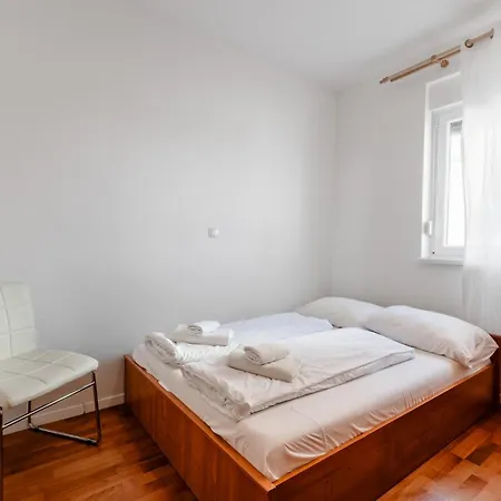 Apartment Apartment Village Nin