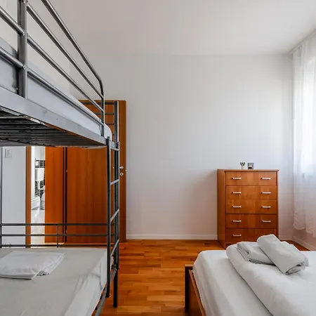 Apartment Village Nin