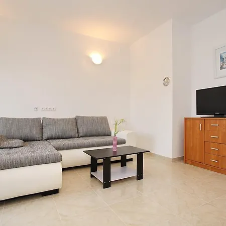 Apartment Apartment Village Nin